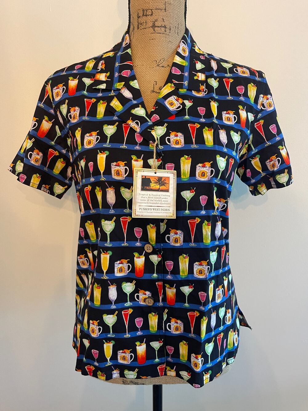 Pusserβs Island Wear Fun Cocktail Hawaiian Shirt Size Small NWT